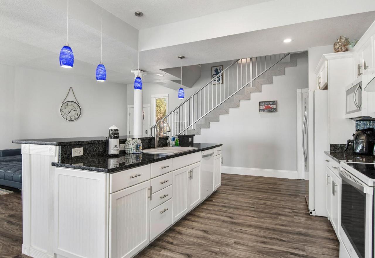 Gone Gulfn - Incredible With Private Pool Holiday home Panama City Beach